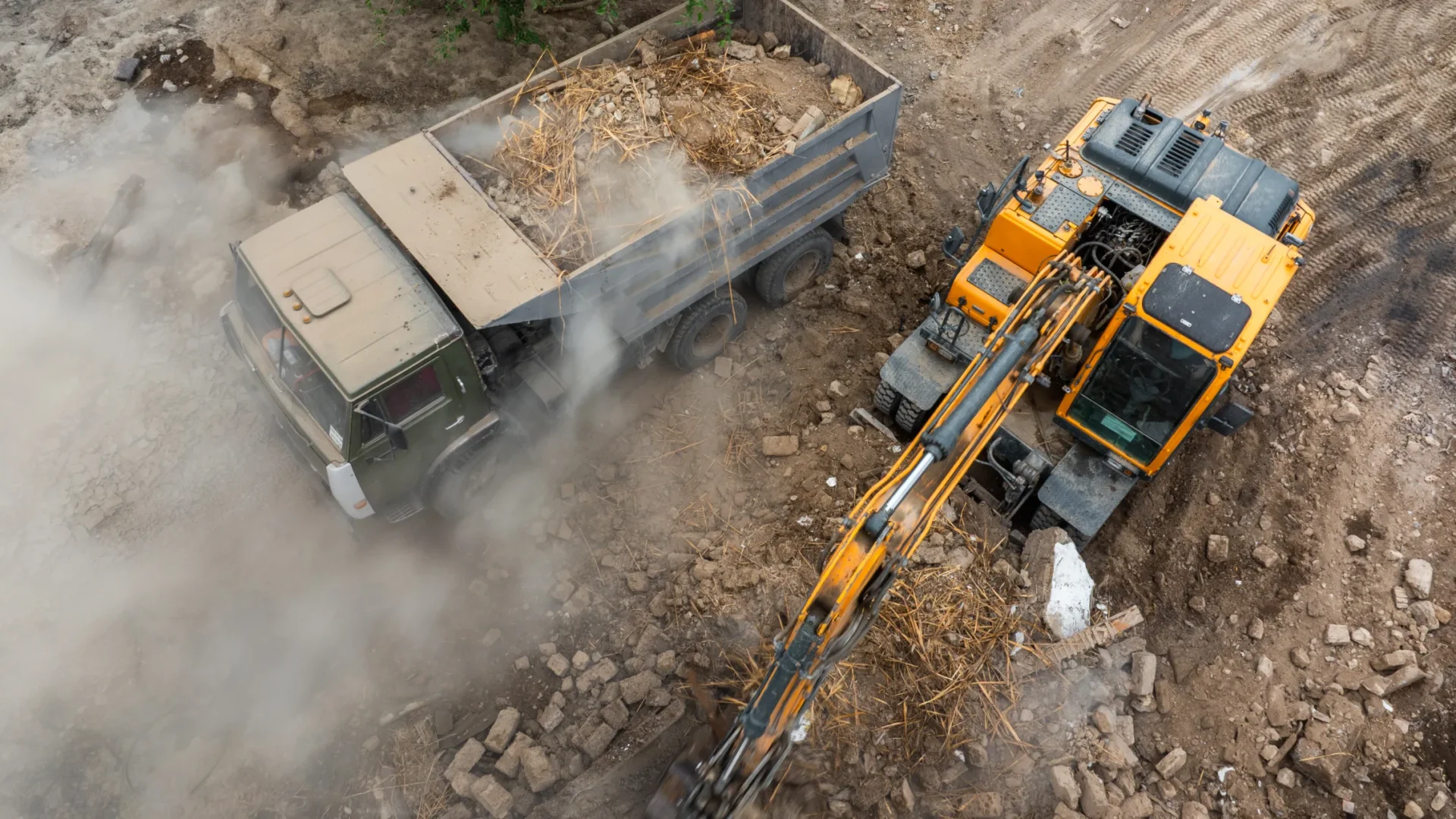 Brown’s Superior Excavation & Hardscapes hero image1